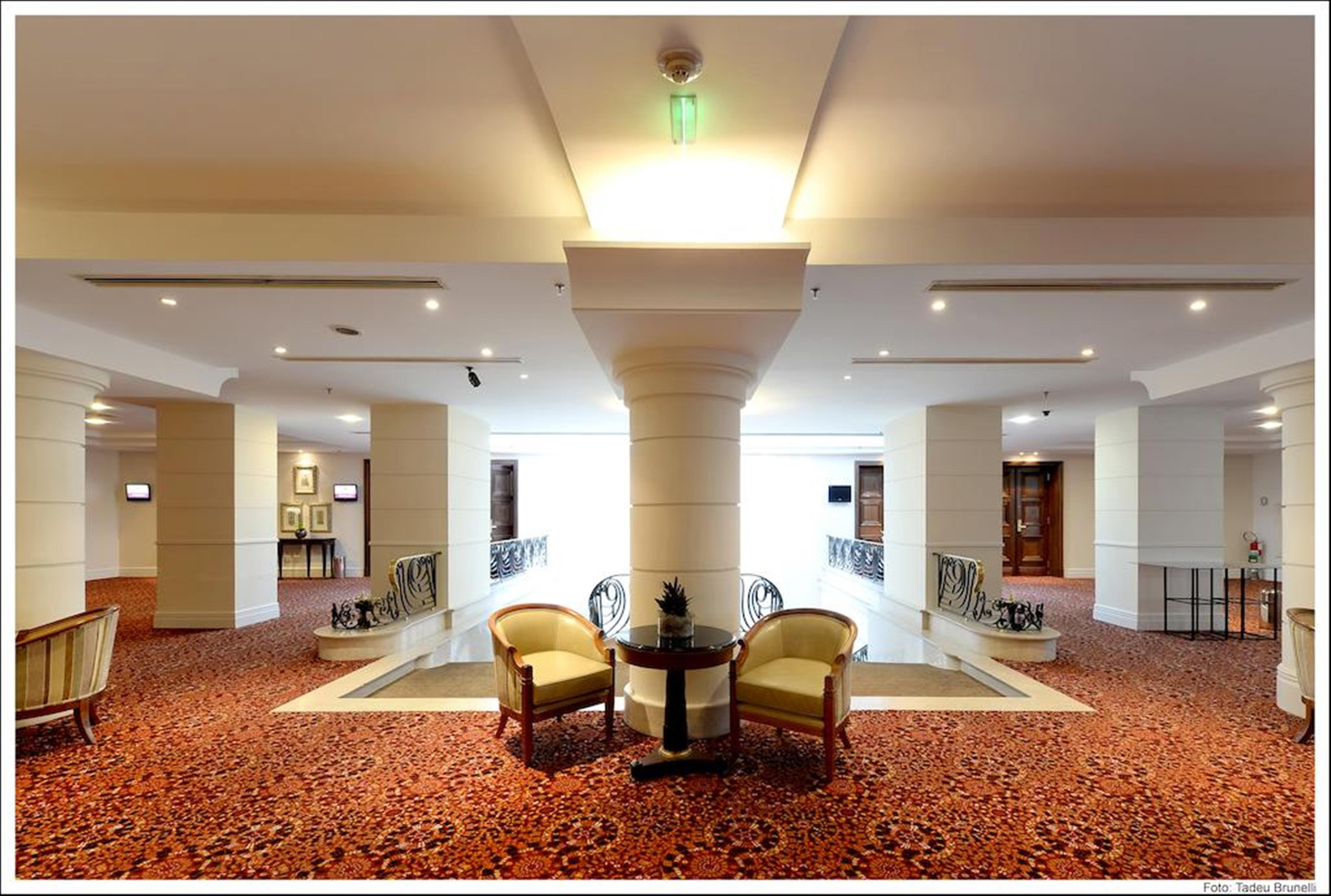 Hotel Grand Mercure Ibirapuera 5*